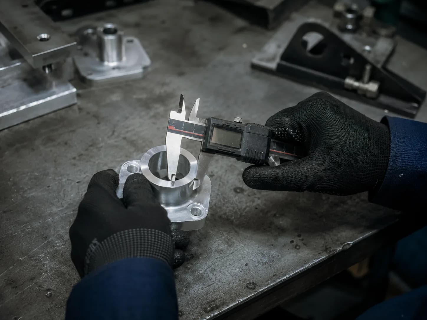 Close inspection of a manufactured component during a quality audit